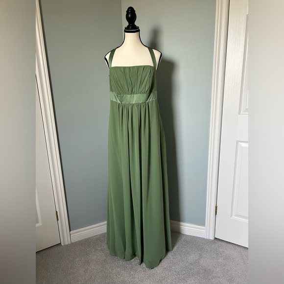 Alfred Angelo Dresses & Skirts - Alfred Angelo Bridesmaid / Prom dress - Size 16W
